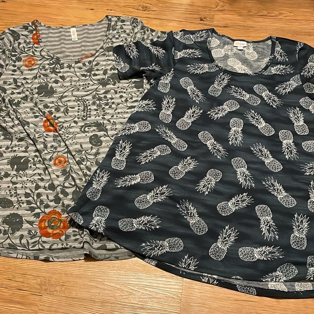XL Pineapple and Floral LuLaRoe Simply Comfortable Tops